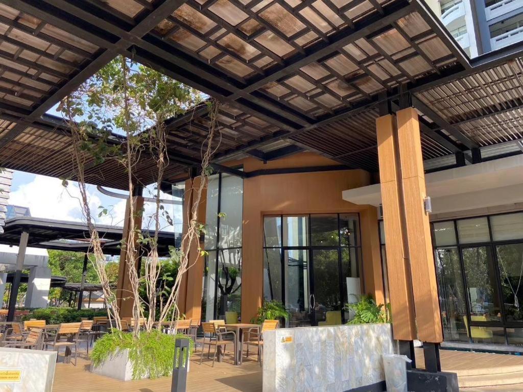 Hotel Dluxx Thammasat Pathum Thani Exteriér fotografie