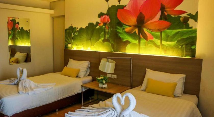 Hotel Dluxx Thammasat Pathum Thani Exteriér fotografie